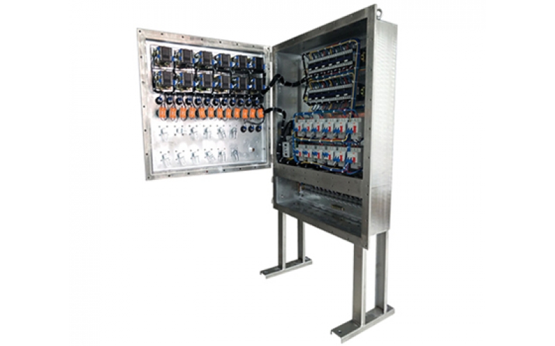 防爆箱的使用寿命和什么有关?